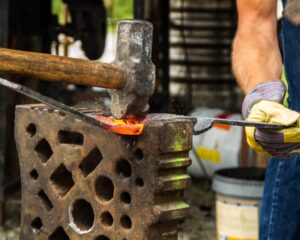 Can aluminum forgings be welded or joined to other materials?